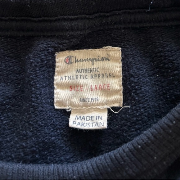 Navy Blue Champion Crewneck - Picture 2 of 2